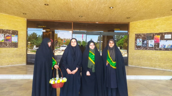 عرض تبریک به مناسبت روز استاد
